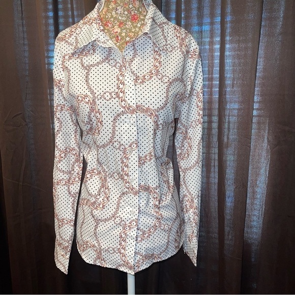 NWOT Chain Print Blouse 5️⃣✖️3️⃣0️⃣ - Picture 2 of 11